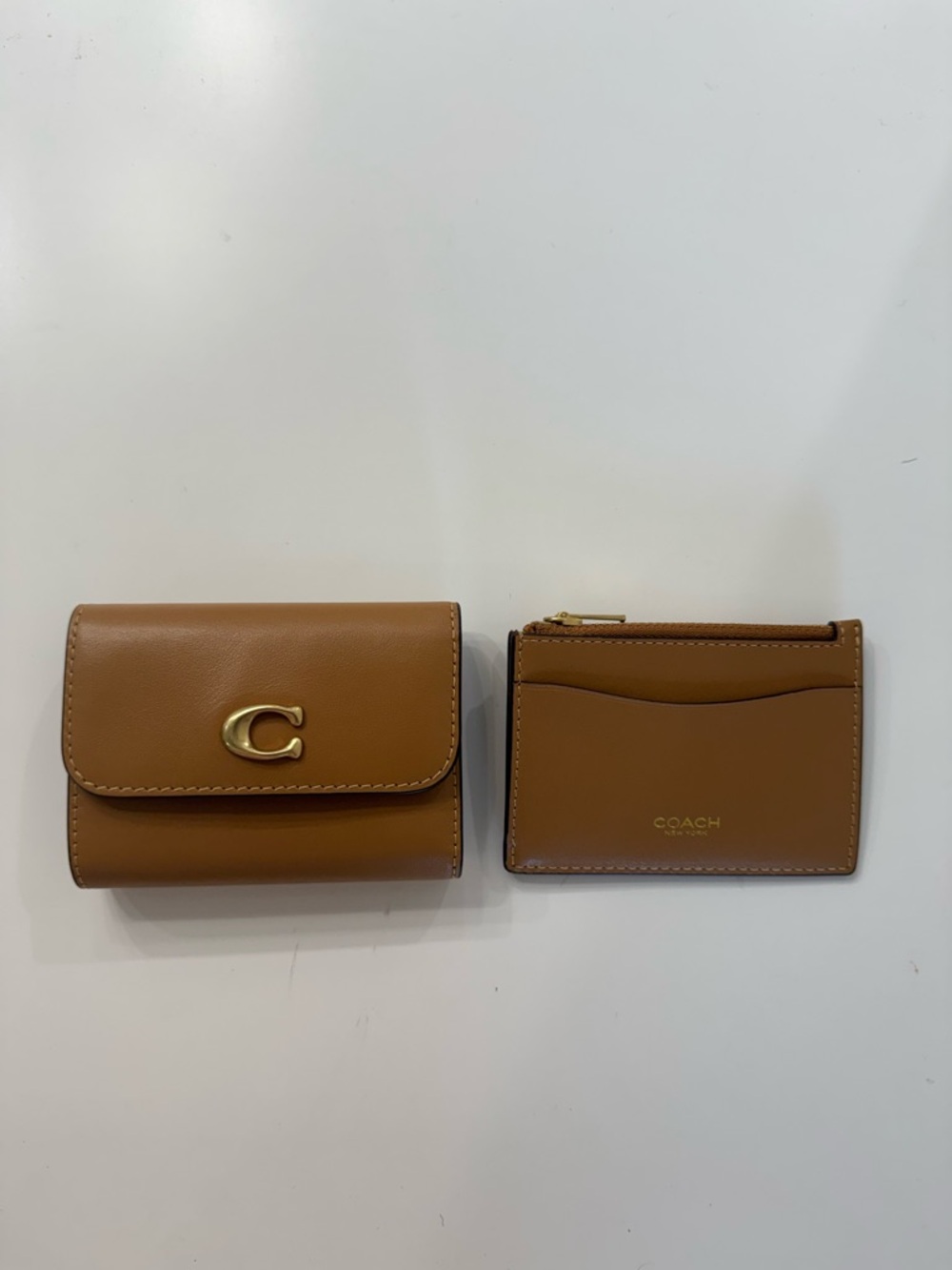 Coach Leather Trifold Wallet with Gold Accent, Honey Brown, Detachable Zip Pouch - Picture 6 of 7